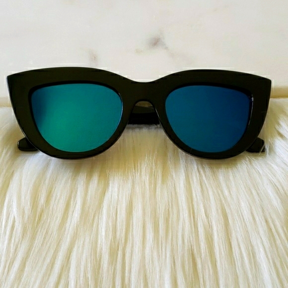 Black Cat Eye Sunglasses Blue Mirrored Lenses - Picture 8 of 8
